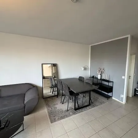 Schoene In Zentraler Lage *